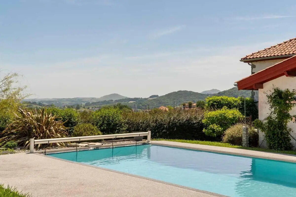 Maison à vendre, 380m², Hasparren