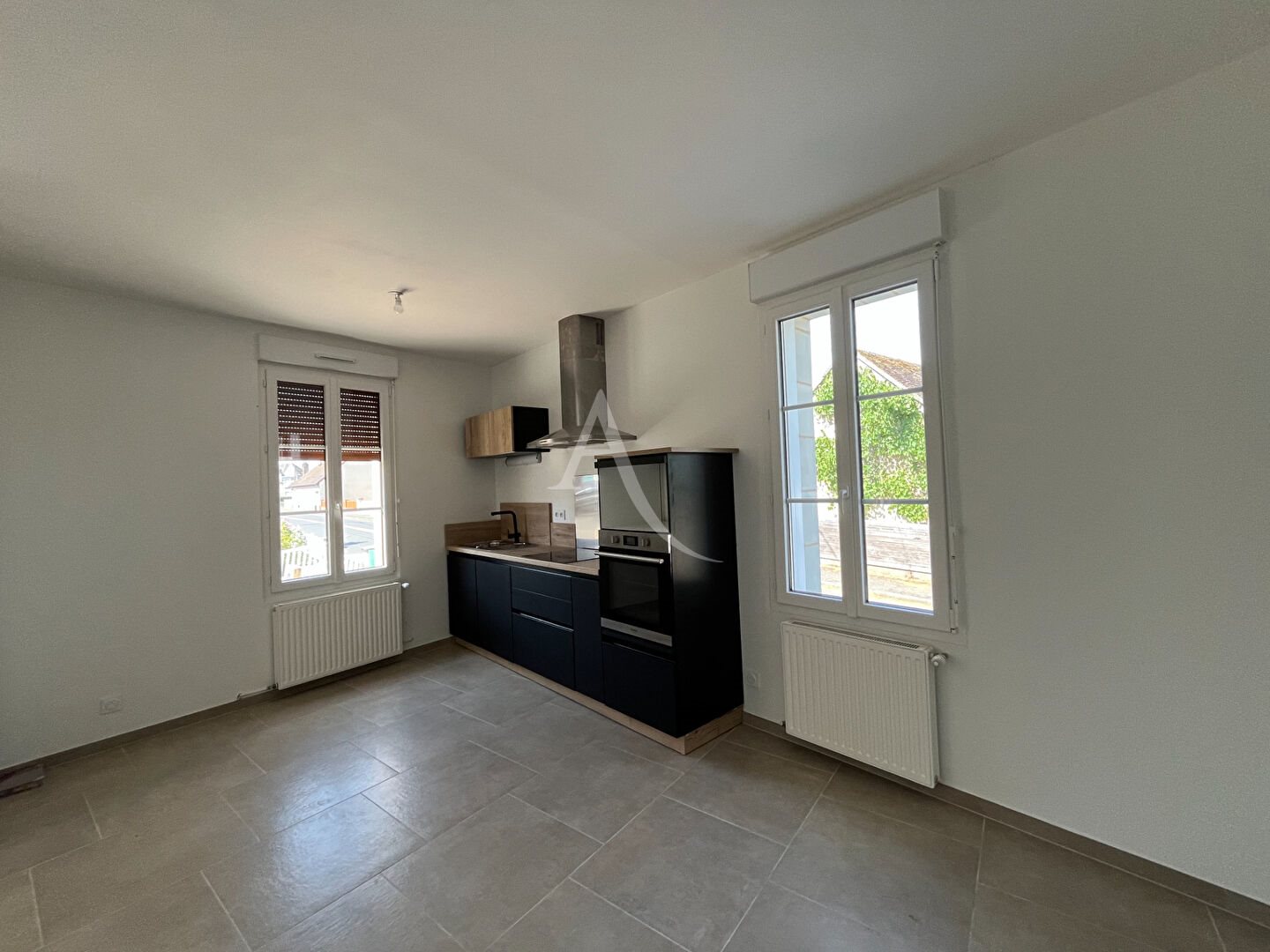 Maison à louer, 64m², Authon
