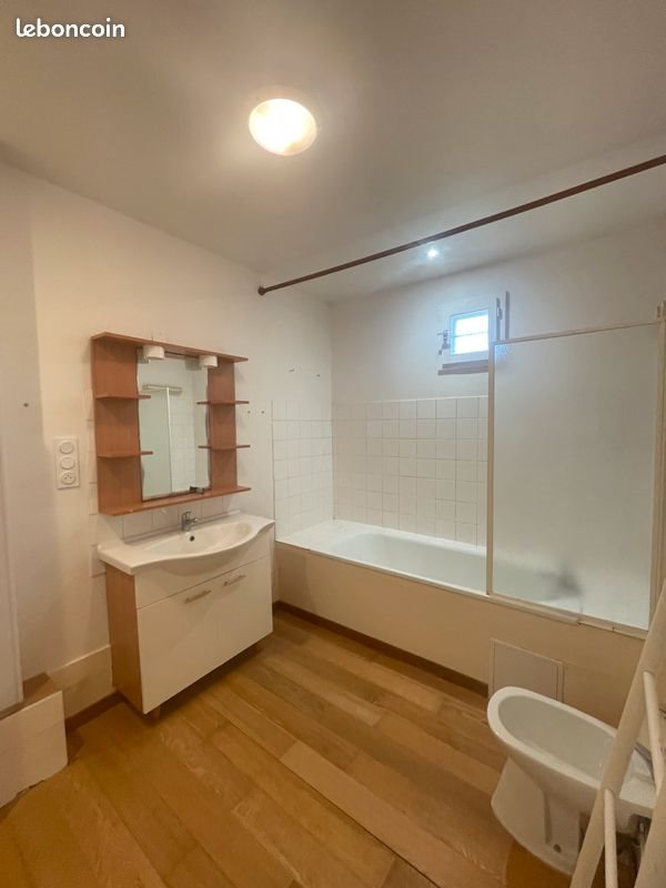 Appartement à louer, 45m², Vayres