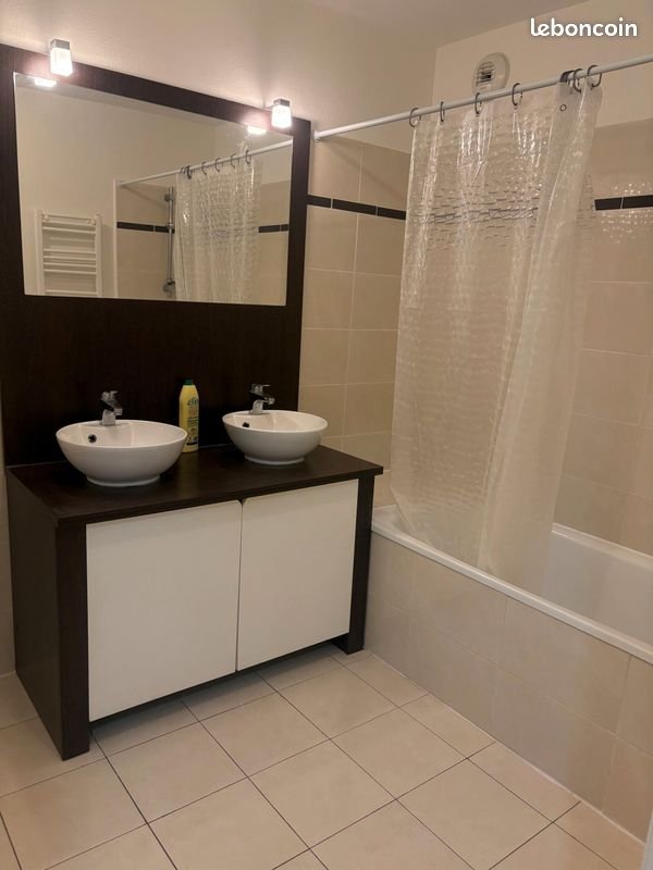 Appartement à louer, 60m², Talence