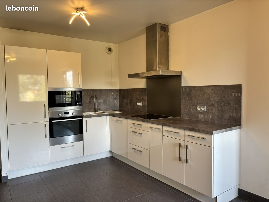 Appartement à louer, 62m², Juvignac