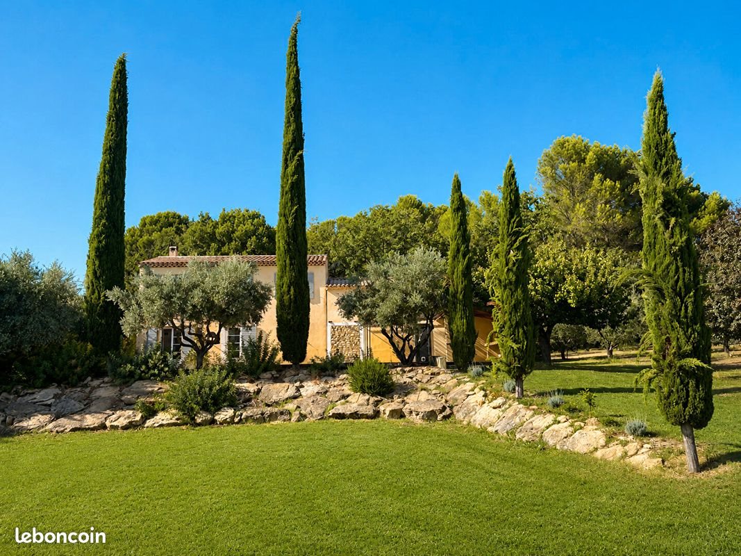 Maison à louer, 164m², Lambesc