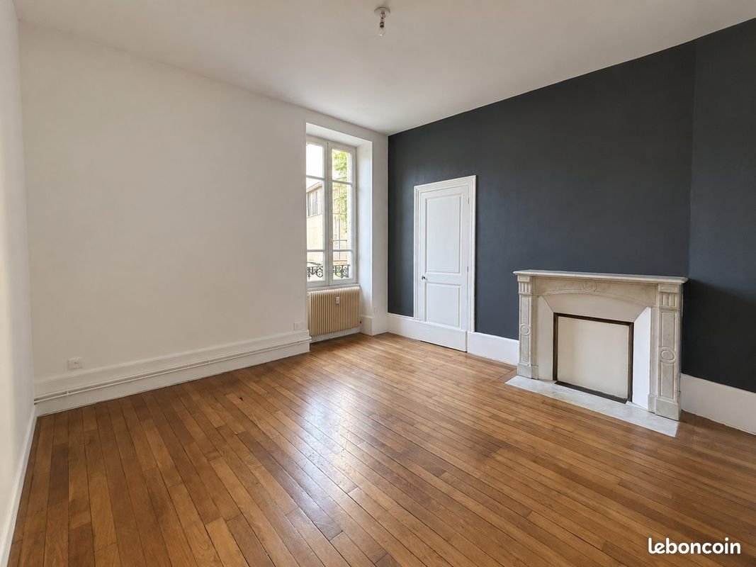 Appartement à louer, 28m², Beaune