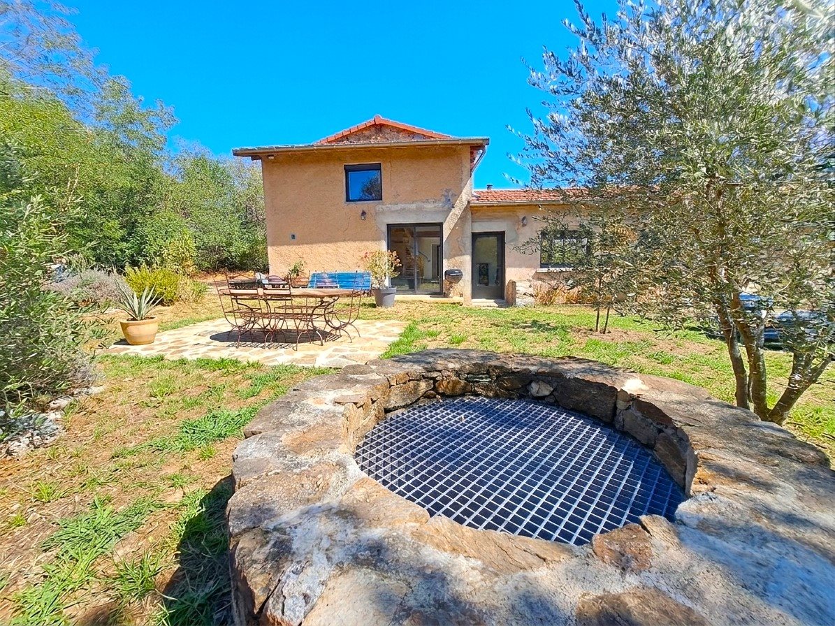 Maison à vendre, 165m², Orliénas