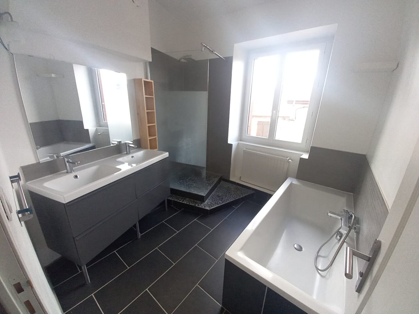 Appartement à louer, 76m², Soucieu-en-Jarrest