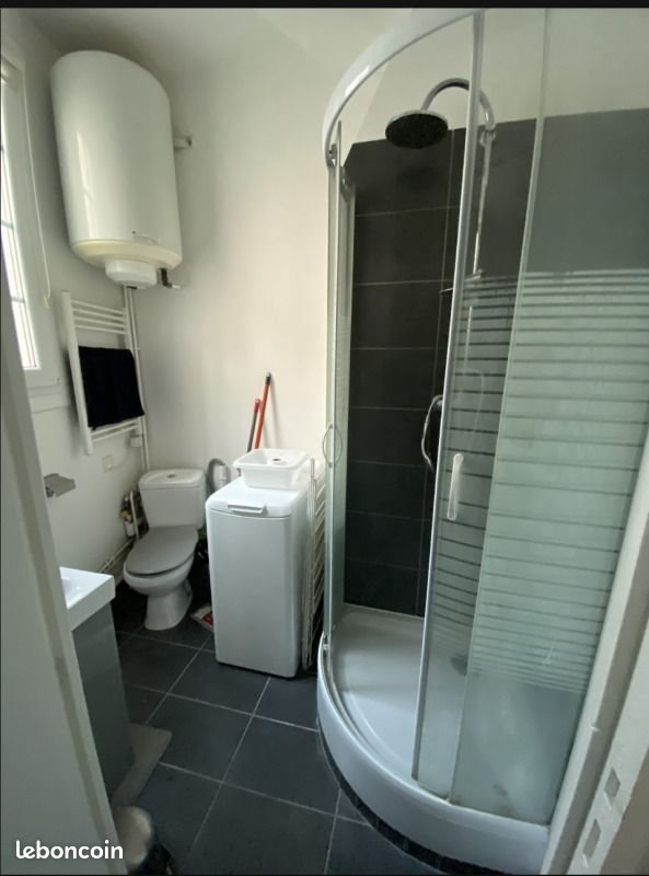 Appartement à louer, 16m², Paris 18ème