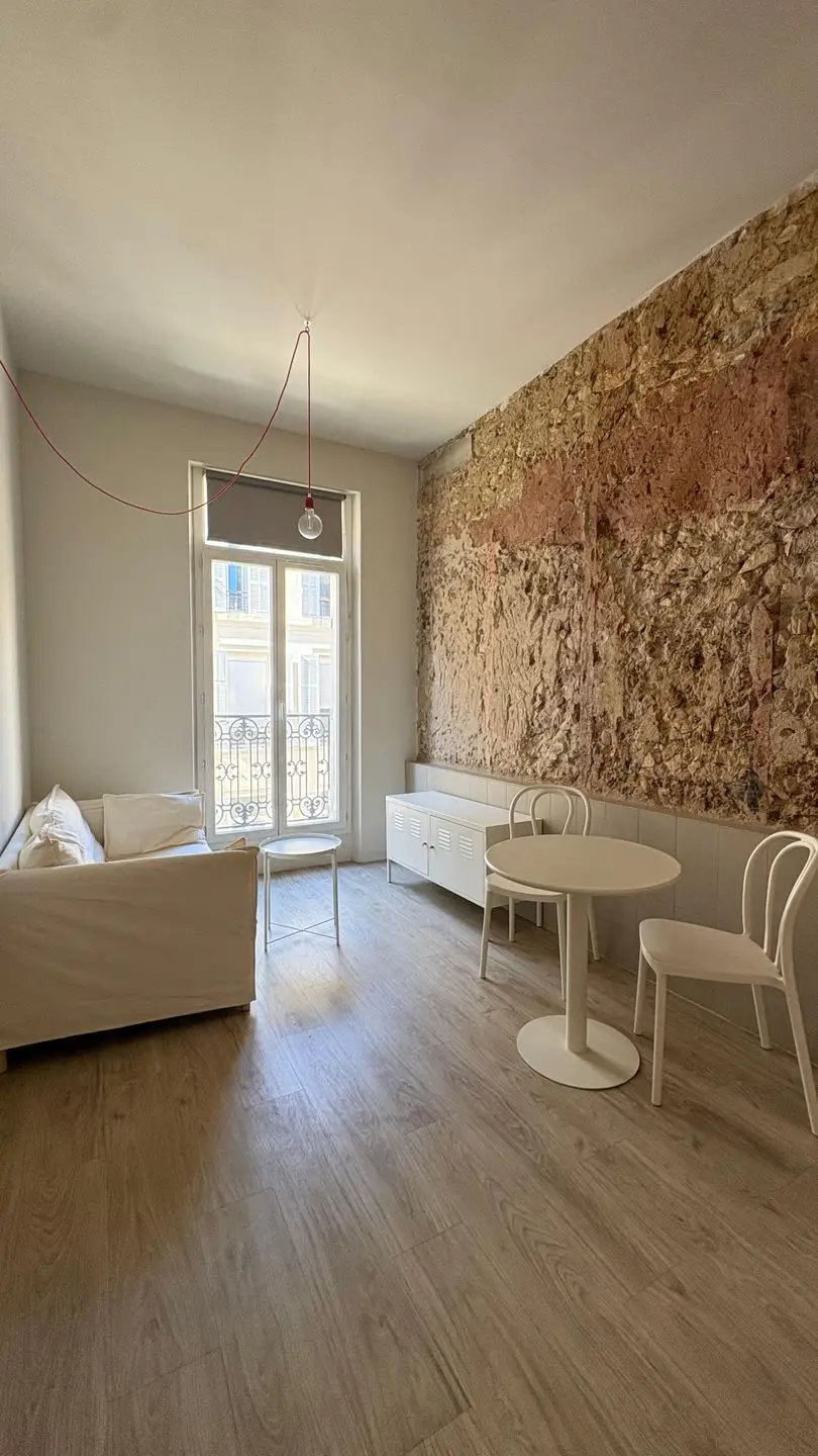 Appartement à louer, 20m², Marseille 1er