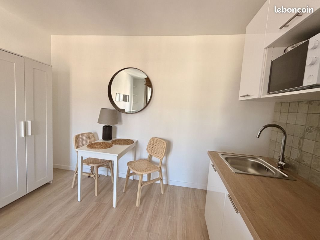 Appartement à louer, 23m², Paris 17ème