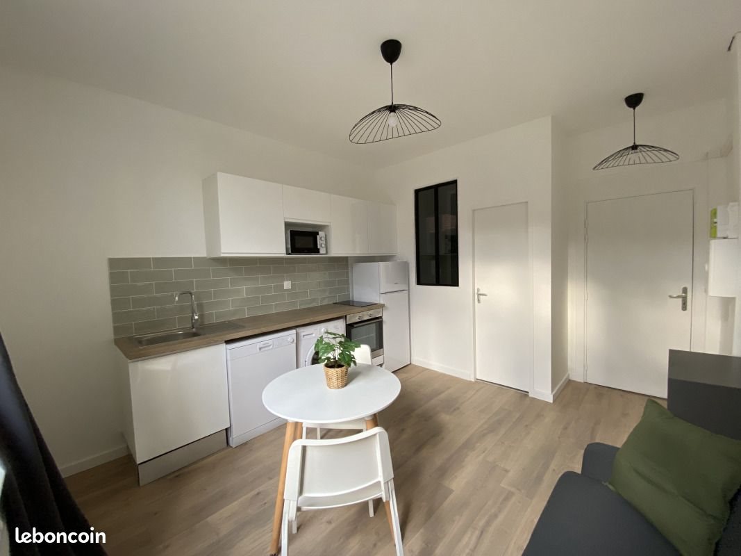 Appartement à louer, 21m², Saint-Etienne