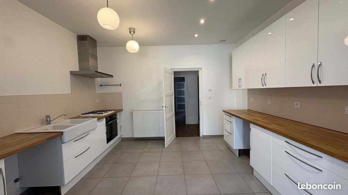 Maison à louer, 136m², Niort