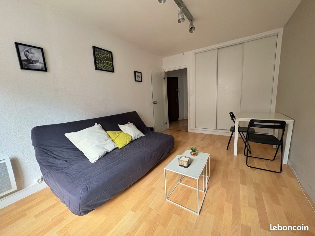 Appartement à louer, 27m², Niort