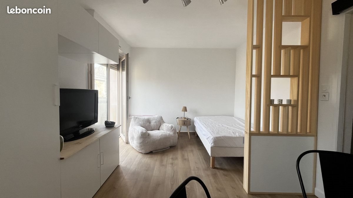 Appartement à louer, 26m², Niort
