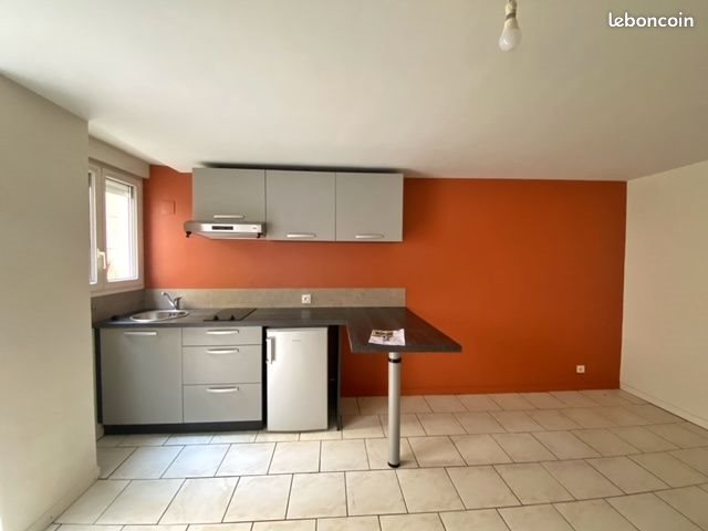 Appartement à louer, 26m², Niort