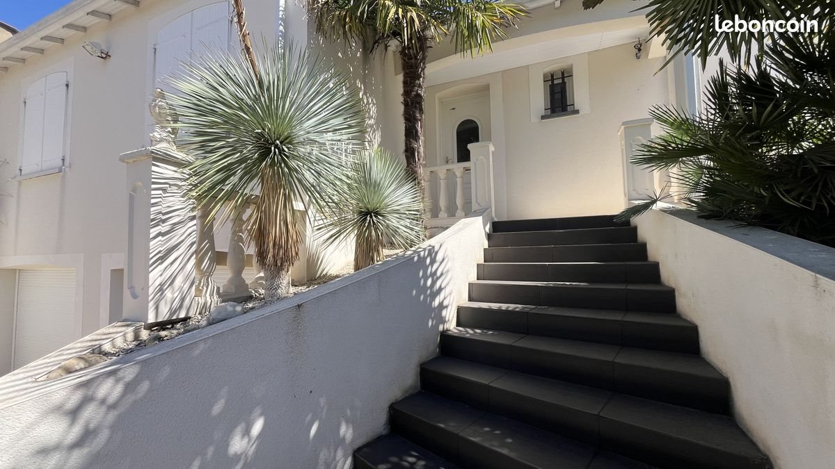 Maison à louer, 168m², Aiffres