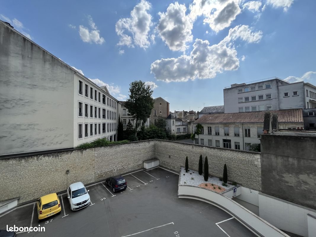 Appartement à louer, 38m², Niort