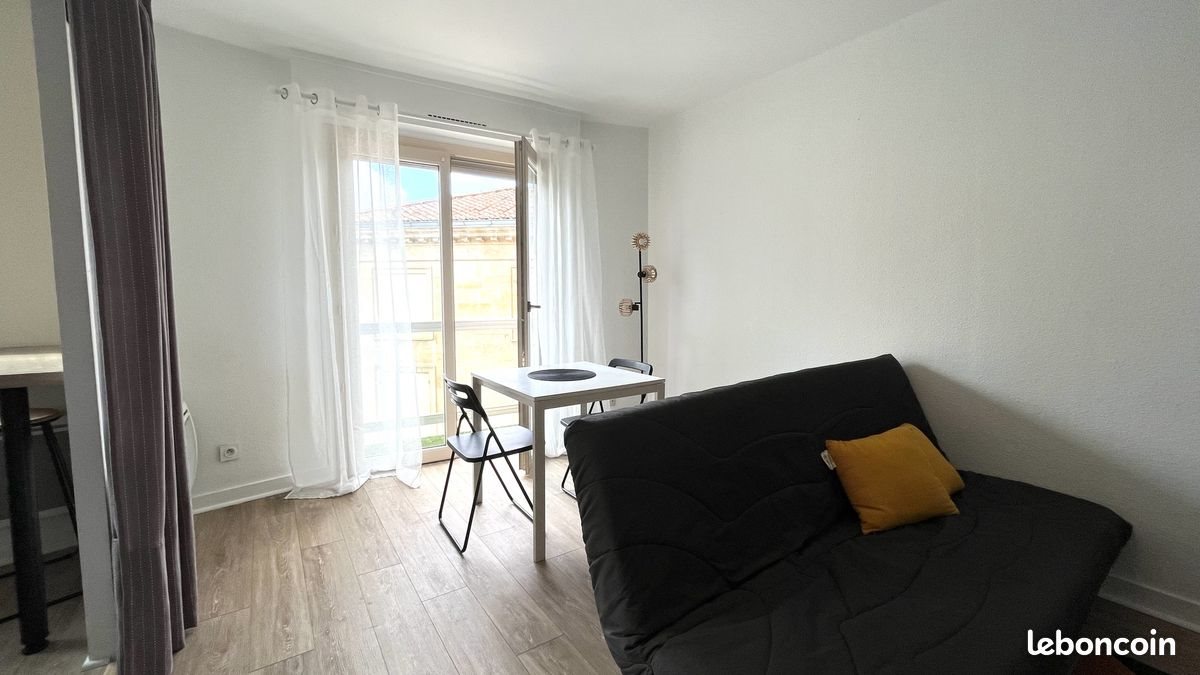 Appartement à louer, 27m², Niort