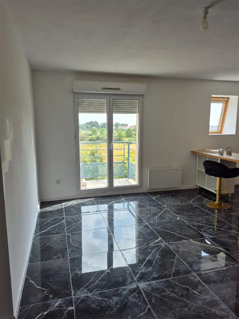 Appartement à louer, 49m², Avion