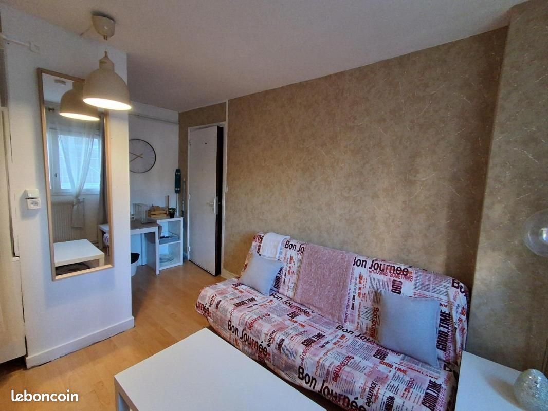Appartement à louer, 17m², Saint-Étienne