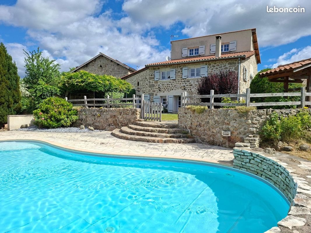 Maison à vendre, 150m², Saint-Maurice-en-Gourgois
