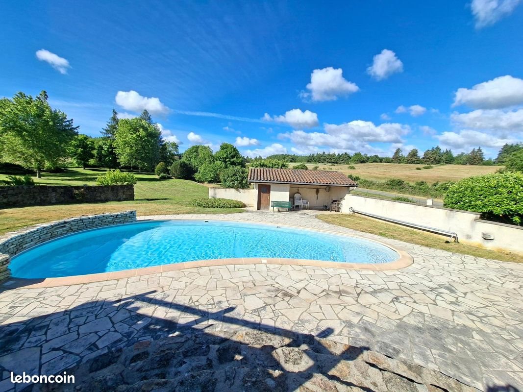 Maison à vendre, 150m², Saint-Maurice-en-Gourgois