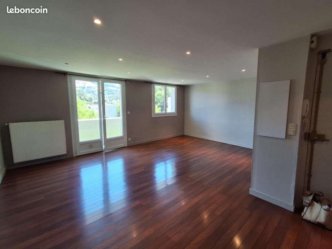 Appartement à louer, 61m², Saint-Etienne