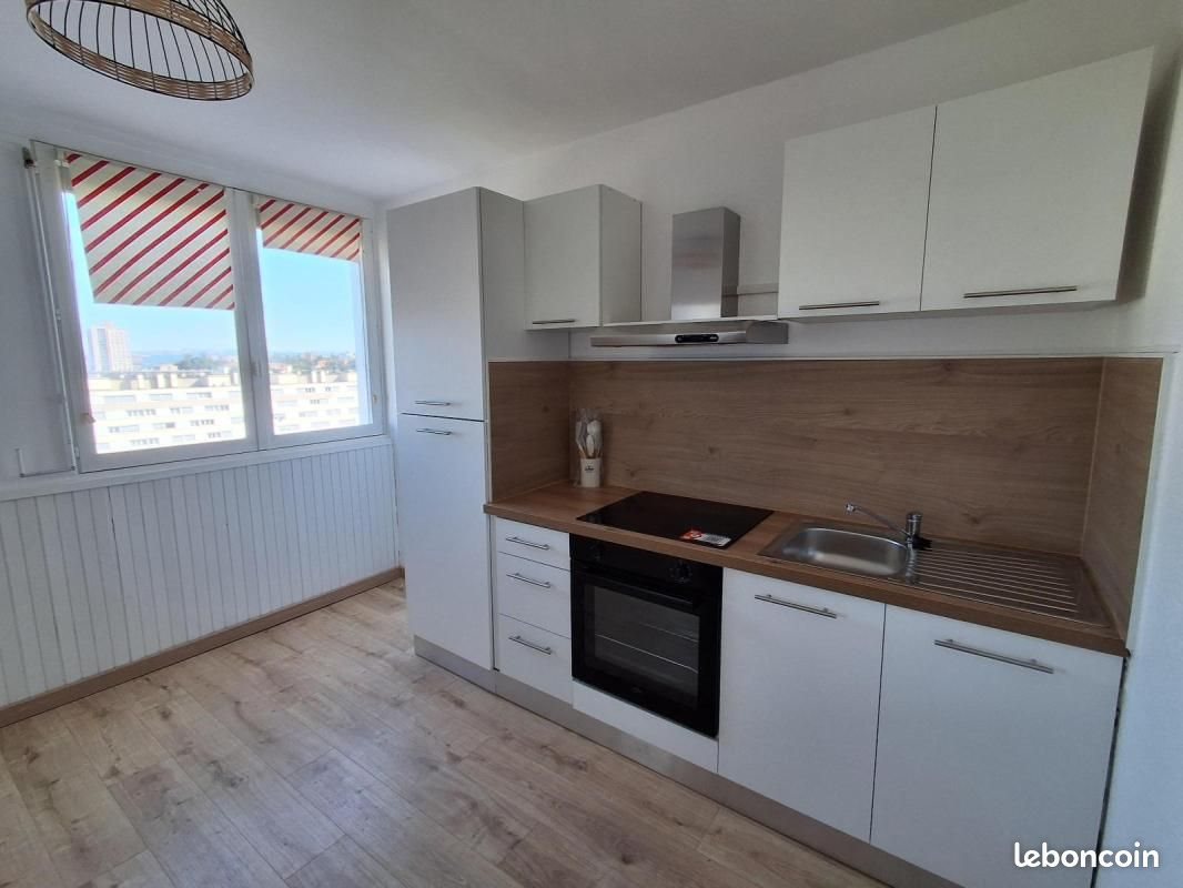 Appartement à louer, 54m², Saint-Etienne