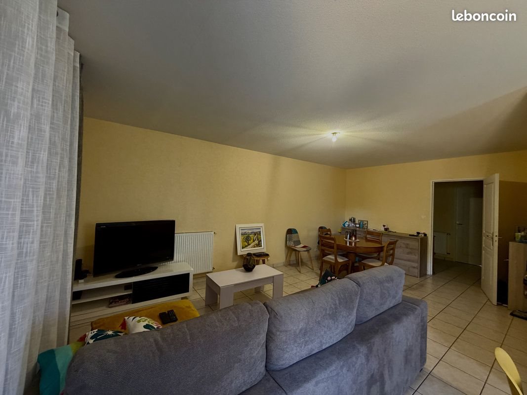 Appartement à louer, 68m², Baraqueville