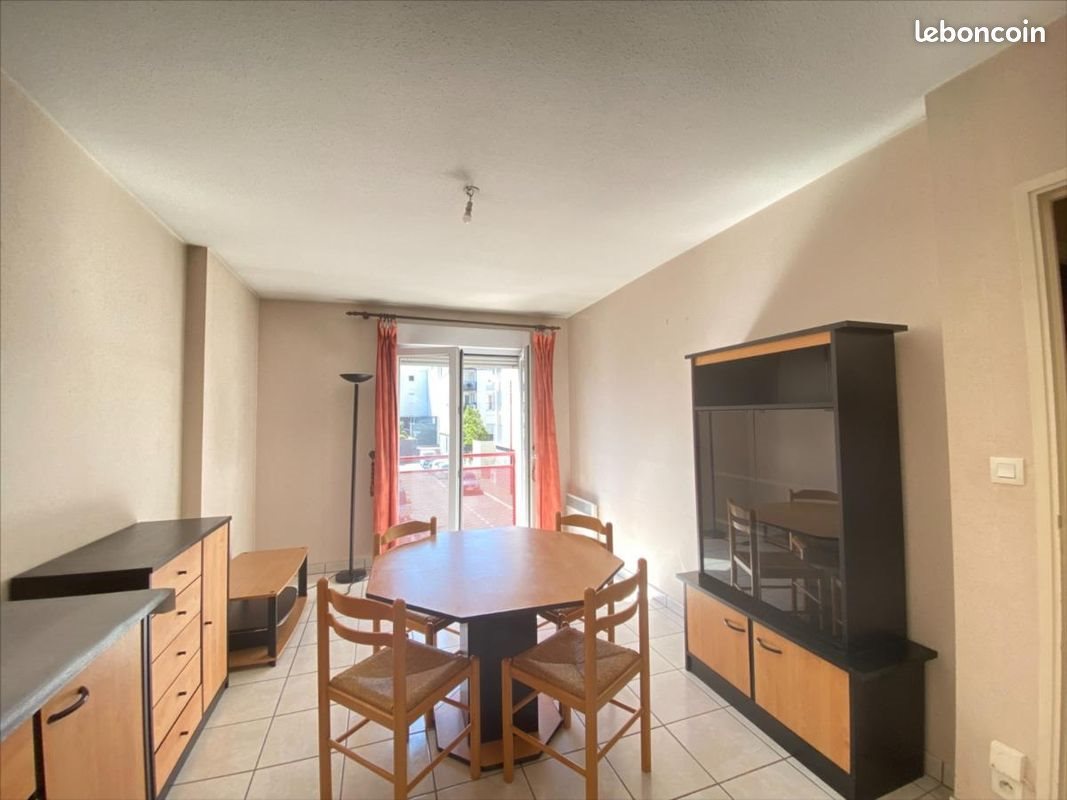 Appartement à louer, 35m², Rodez