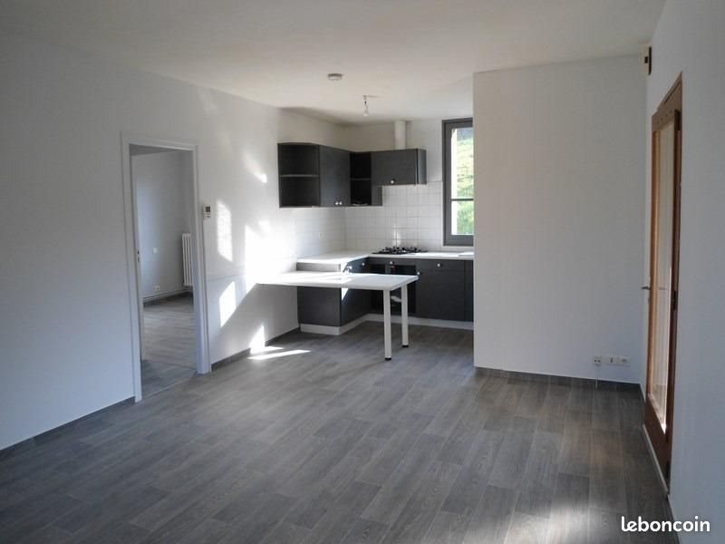 Appartement à louer, 47m², Firmi