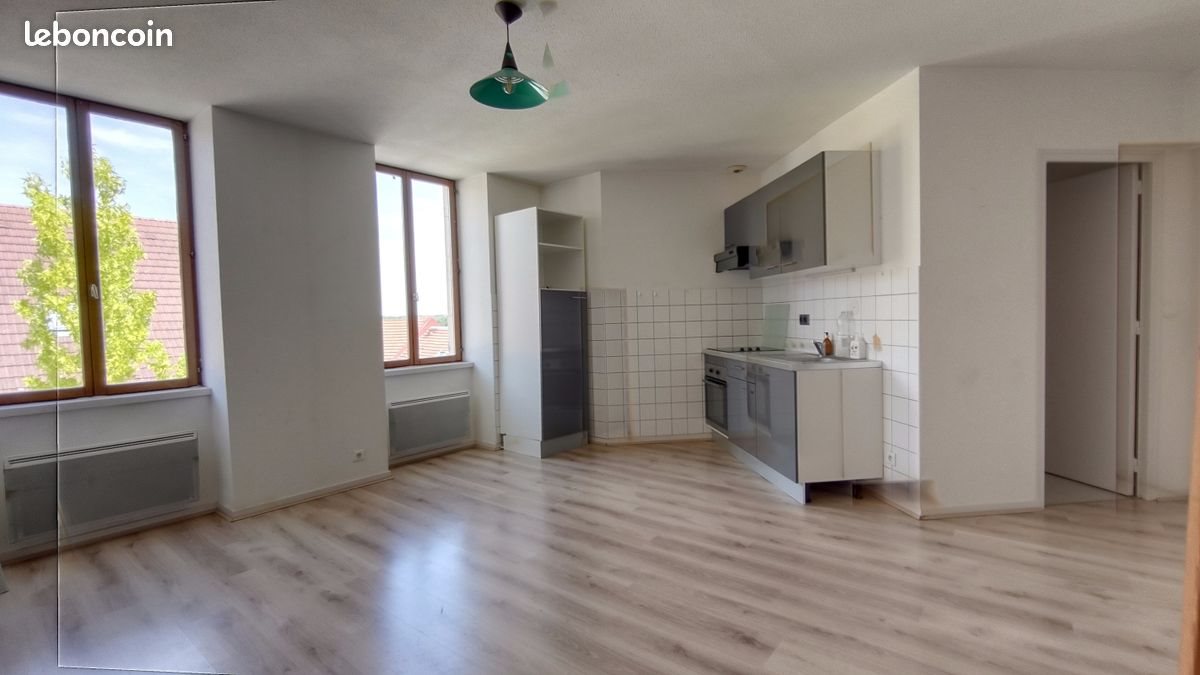 Appartement à louer, 35m², Saint-Vit