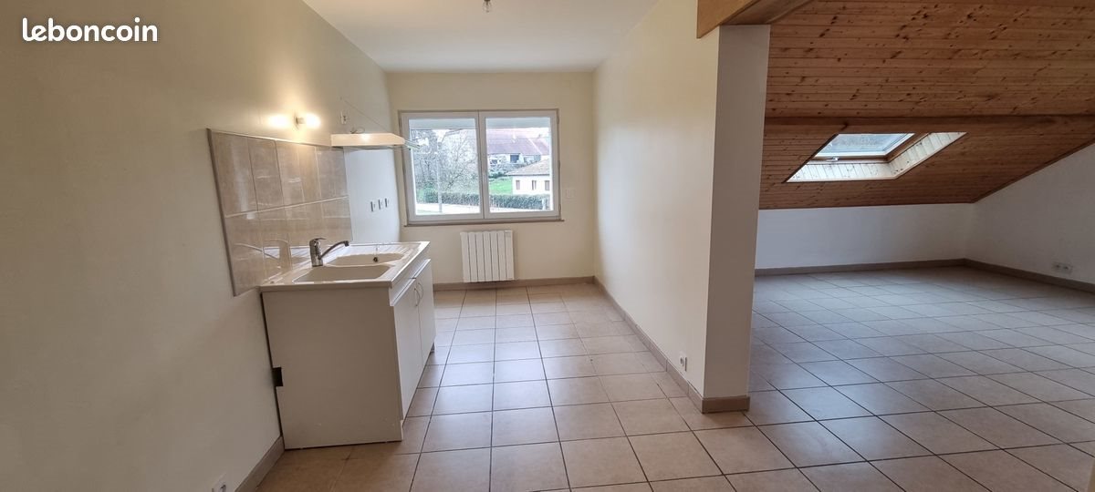 Appartement à louer, 120m², Lantenne-Vertière