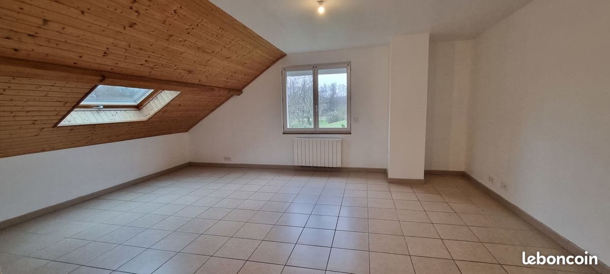 Appartement à louer, 120m², Lantenne-Vertière