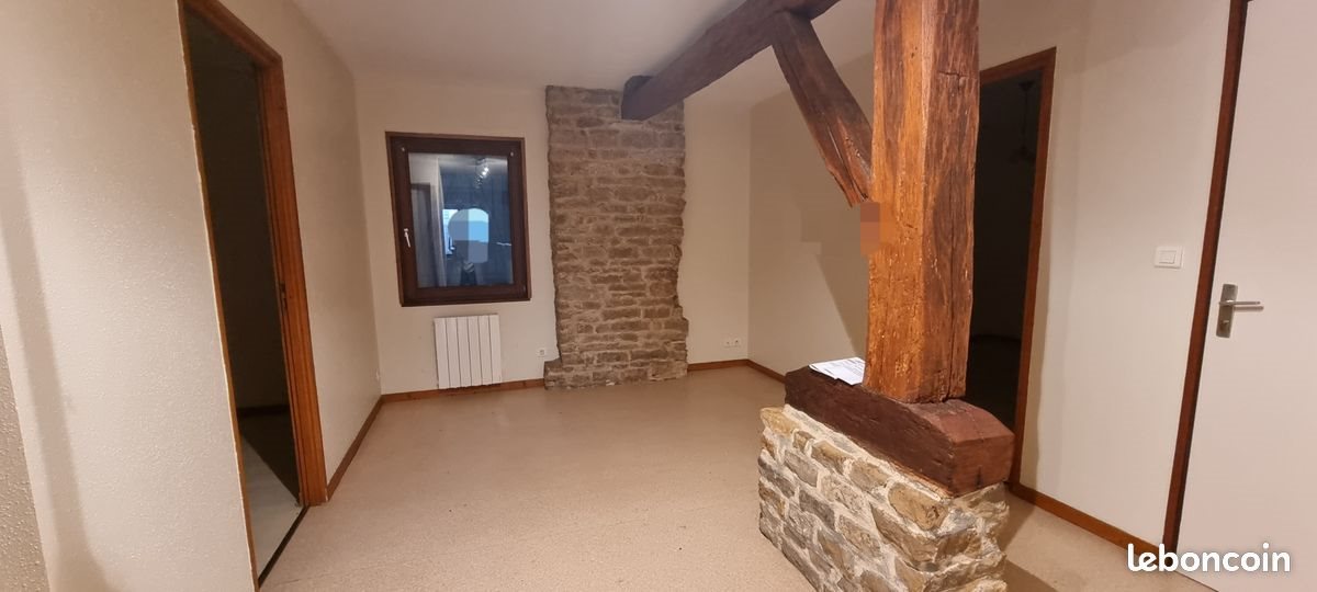 Appartement à louer, 70m², Lantenne-Vertière