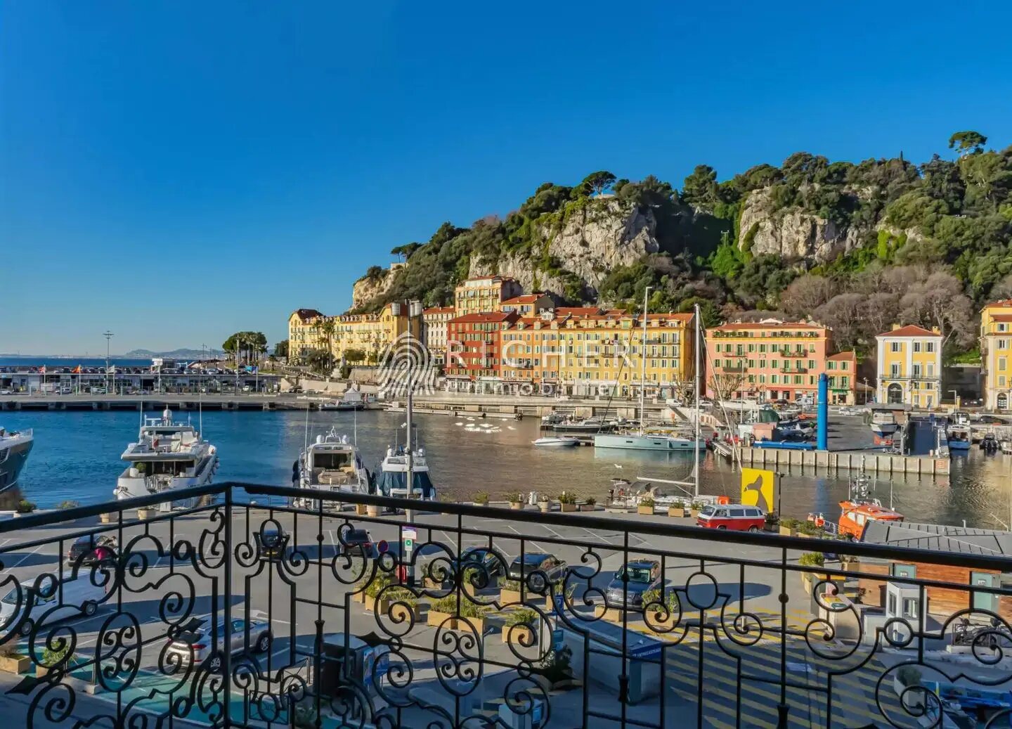 Appartement à louer, 74m², Nice