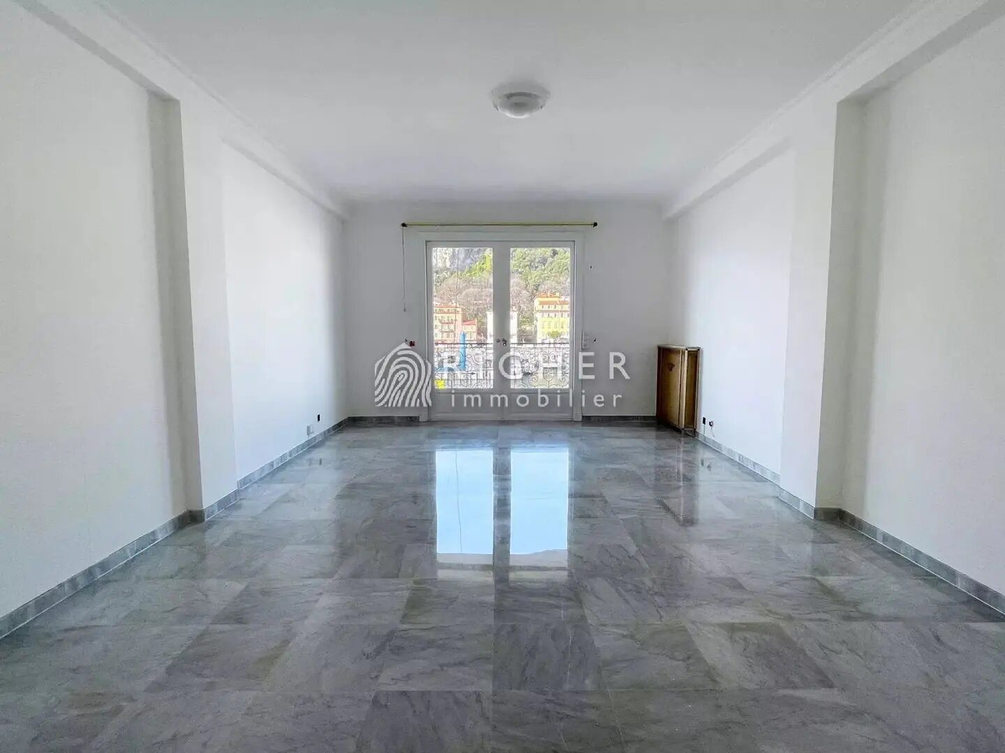 Appartement à louer, 74m², Nice