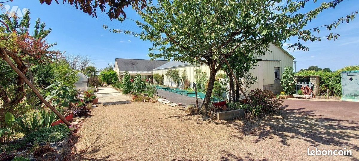 Maison à vendre, 86m², Quelaines-Saint-Gault