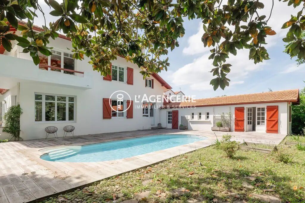 Maison à vendre, 195m², Larressore