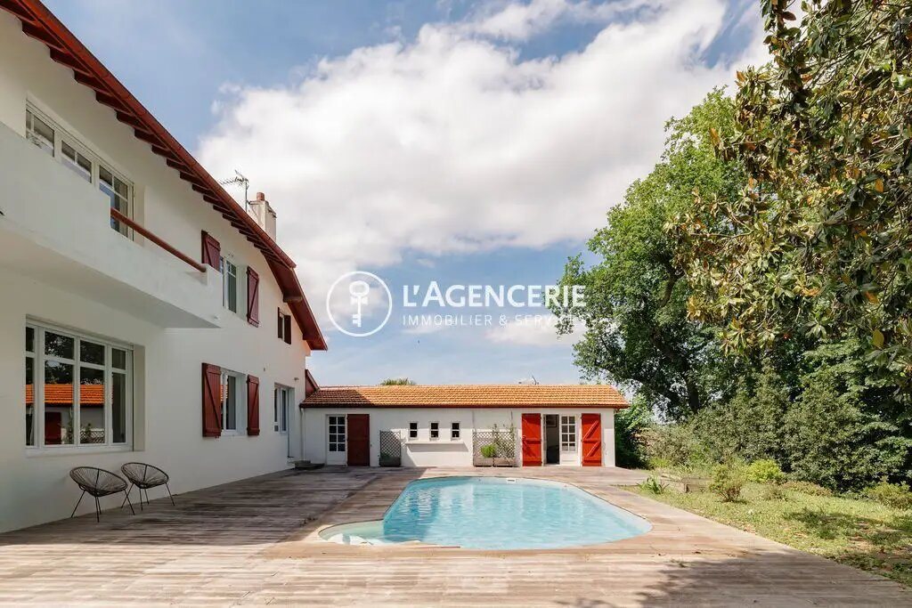 Maison à vendre, 195m², Larressore