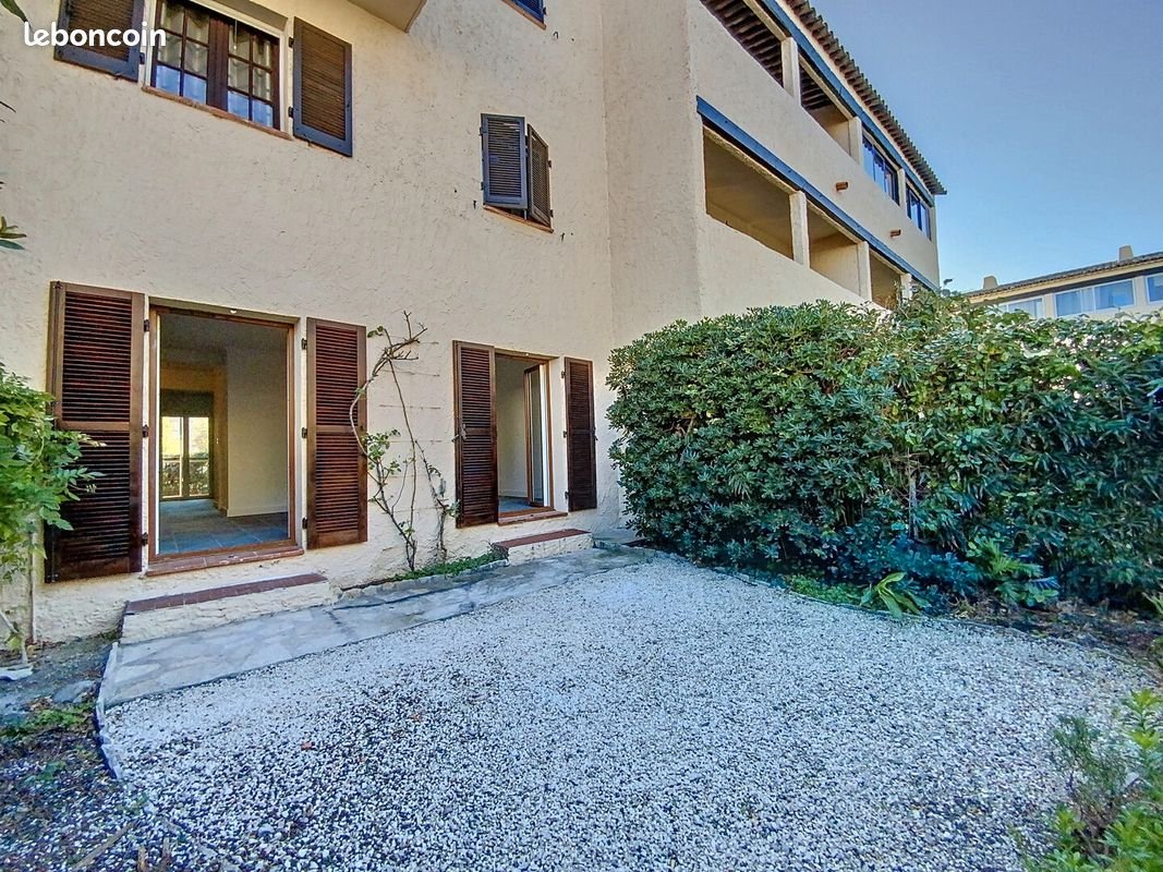 Appartement à louer, 59m², Le Beausset