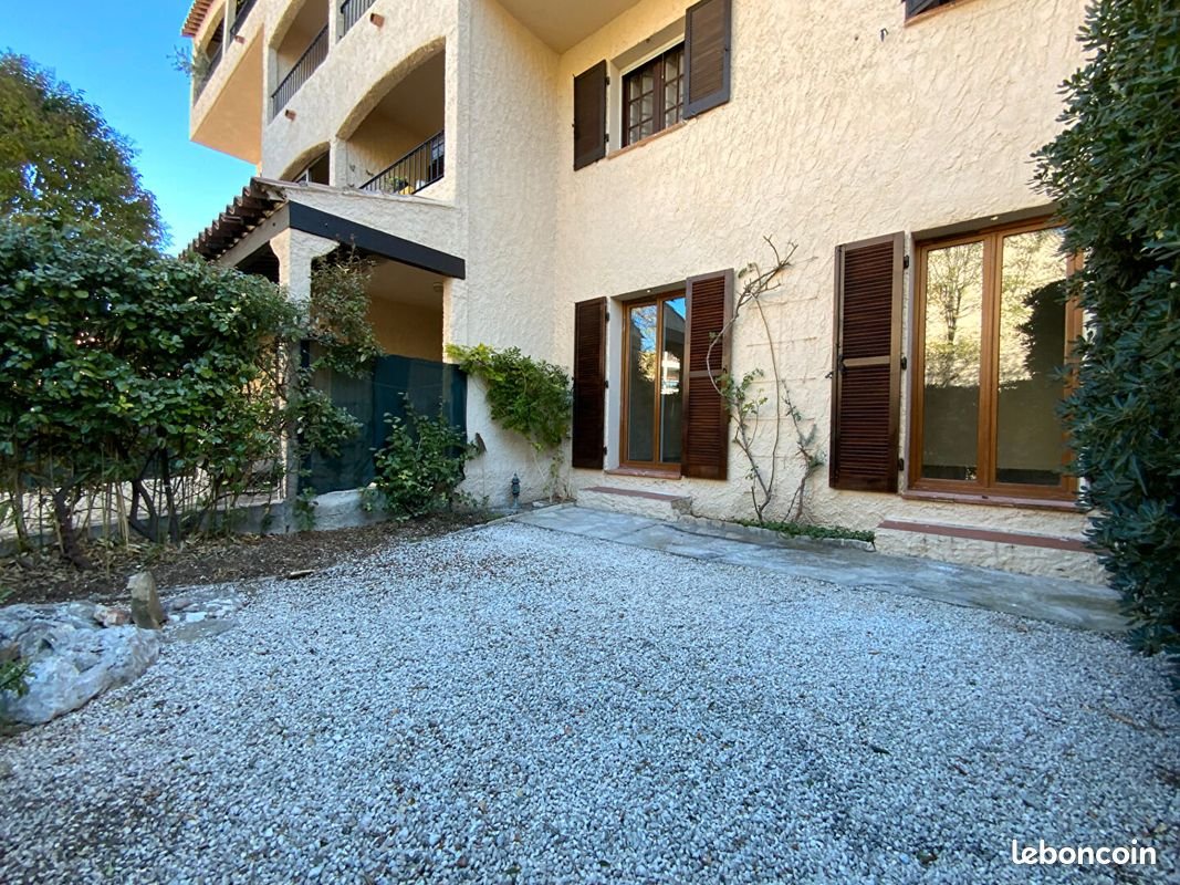 Appartement à louer, 59m², Le Beausset