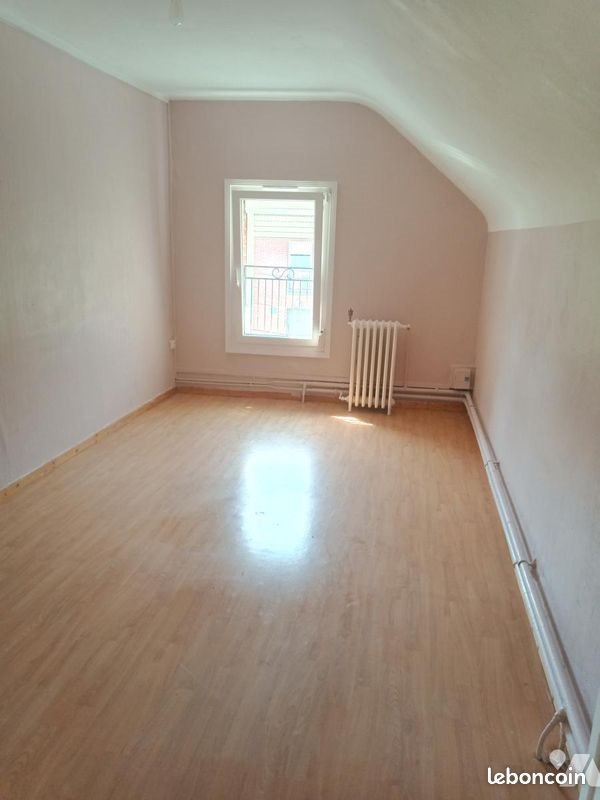 Maison à louer, 122m², Maing