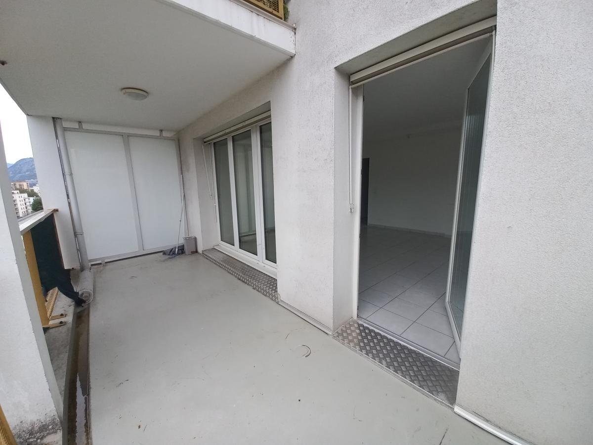 Appartement à louer, 79m², Grenoble