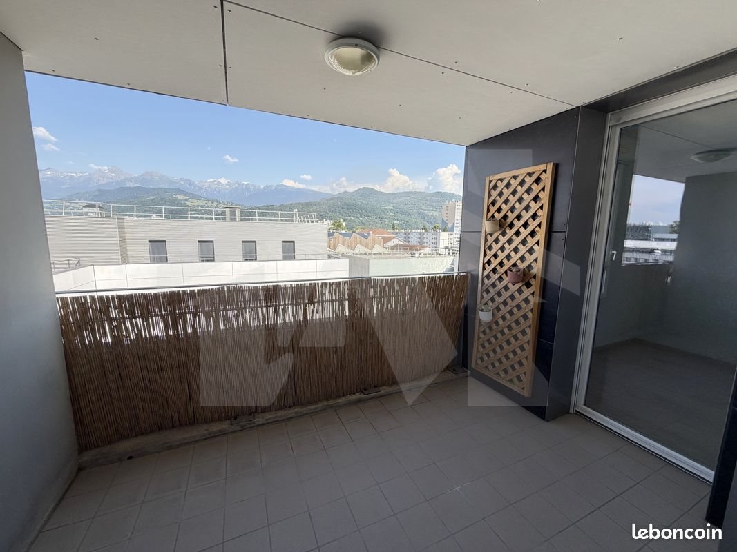 Appartement à louer, 67m², Saint-Martin-d'Hères