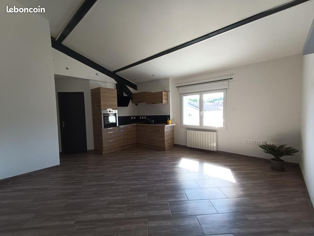 Appartement à louer, 61m², Dampierre-les-Bois