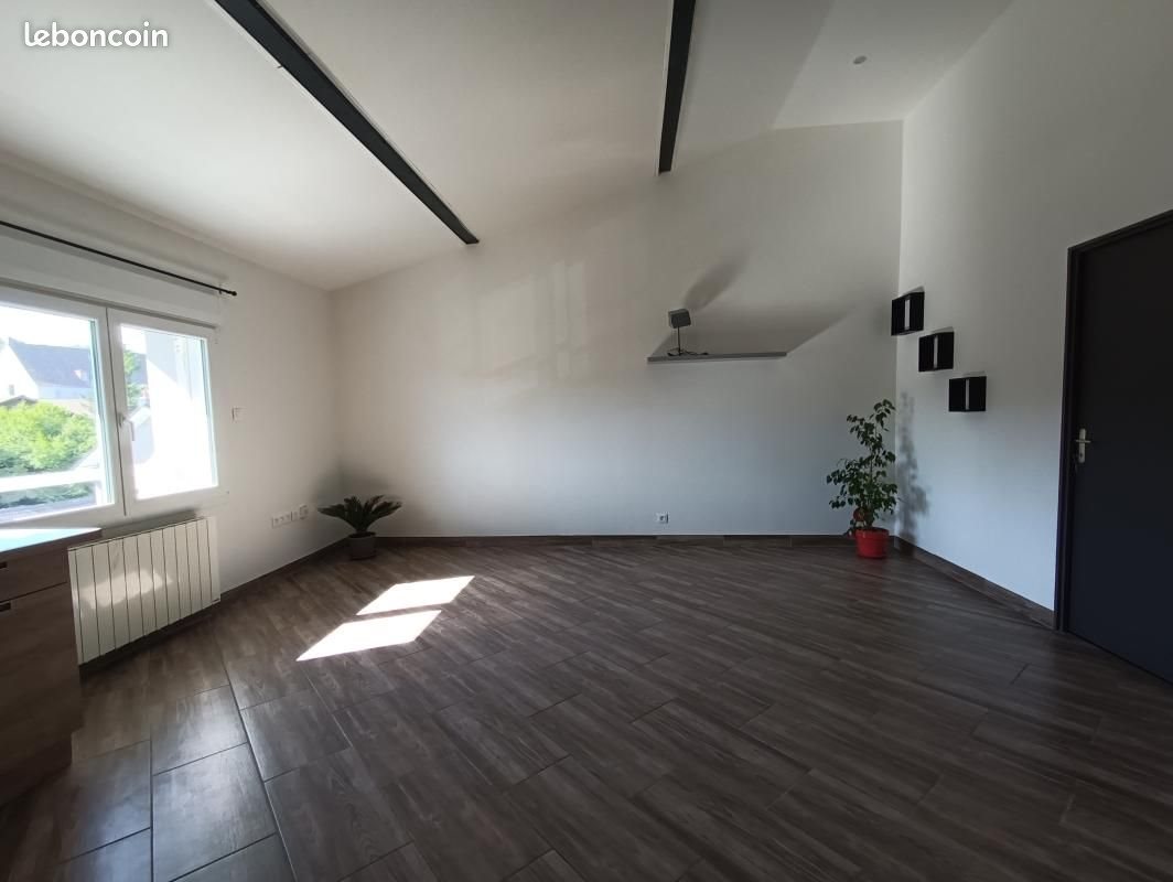 Appartement à louer, 61m², Dampierre-les-Bois