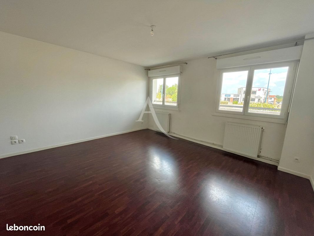 Appartement à louer, 64m², L'Isle-Jourdain