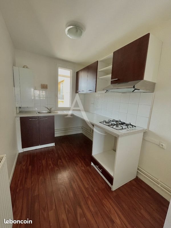 Appartement à louer, 64m², L'Isle-Jourdain