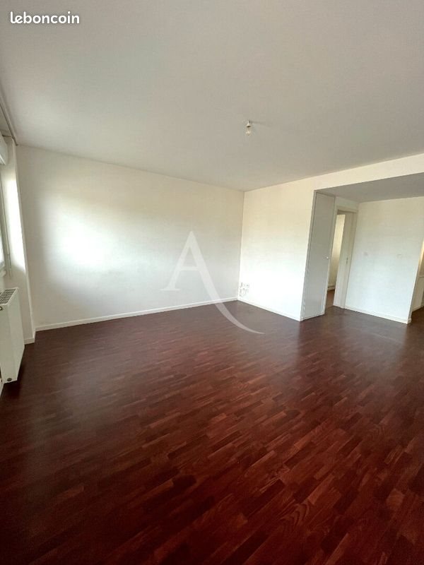 Appartement à louer, 64m², L'Isle-Jourdain
