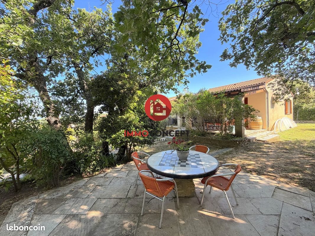 Maison à vendre, 164m², Saint-Victor-la-Coste