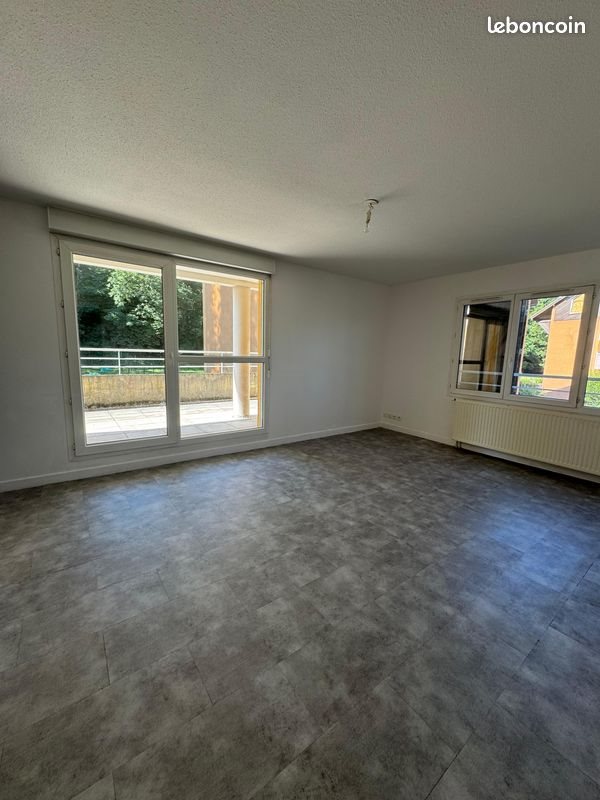 Appartement à vendre, 65m², Viry